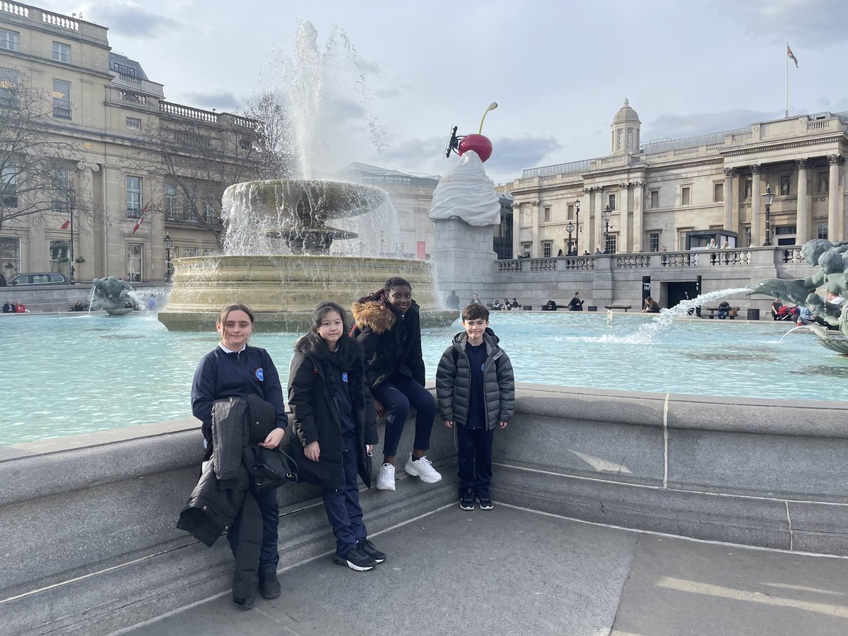CroxtethC's tweet photo. These children have had a fantastic day in London. They have visited the Houses of Parliament and done lots of sight seeing throughout the day. https://t.co/dqUyEIEXXV