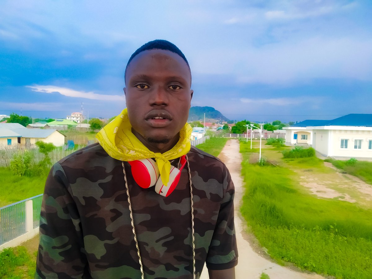 MLoruba's tweet photo. I will keep nationality for the best my personality.
#ob
#ownboy
#proud 🇸🇸💯 https://t.co/uTRieUPreW