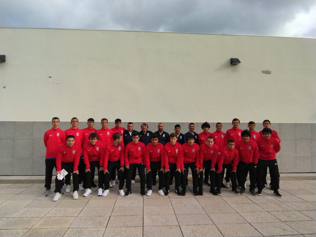 🛫 Os #JuvenisCSM estão a caminho de Fátima para disputar a 3.ª Fase do playoff do Campeonato Nacional #Sub17 ⚽️💪