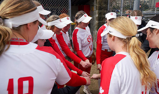 #GNACSB Notebook | The first week of conference play could not have gone better for <a href="/sfu_athletics/">SFU Athletics</a>, completing the sweep in the first home games in two years.
bit.ly/36j2pSg