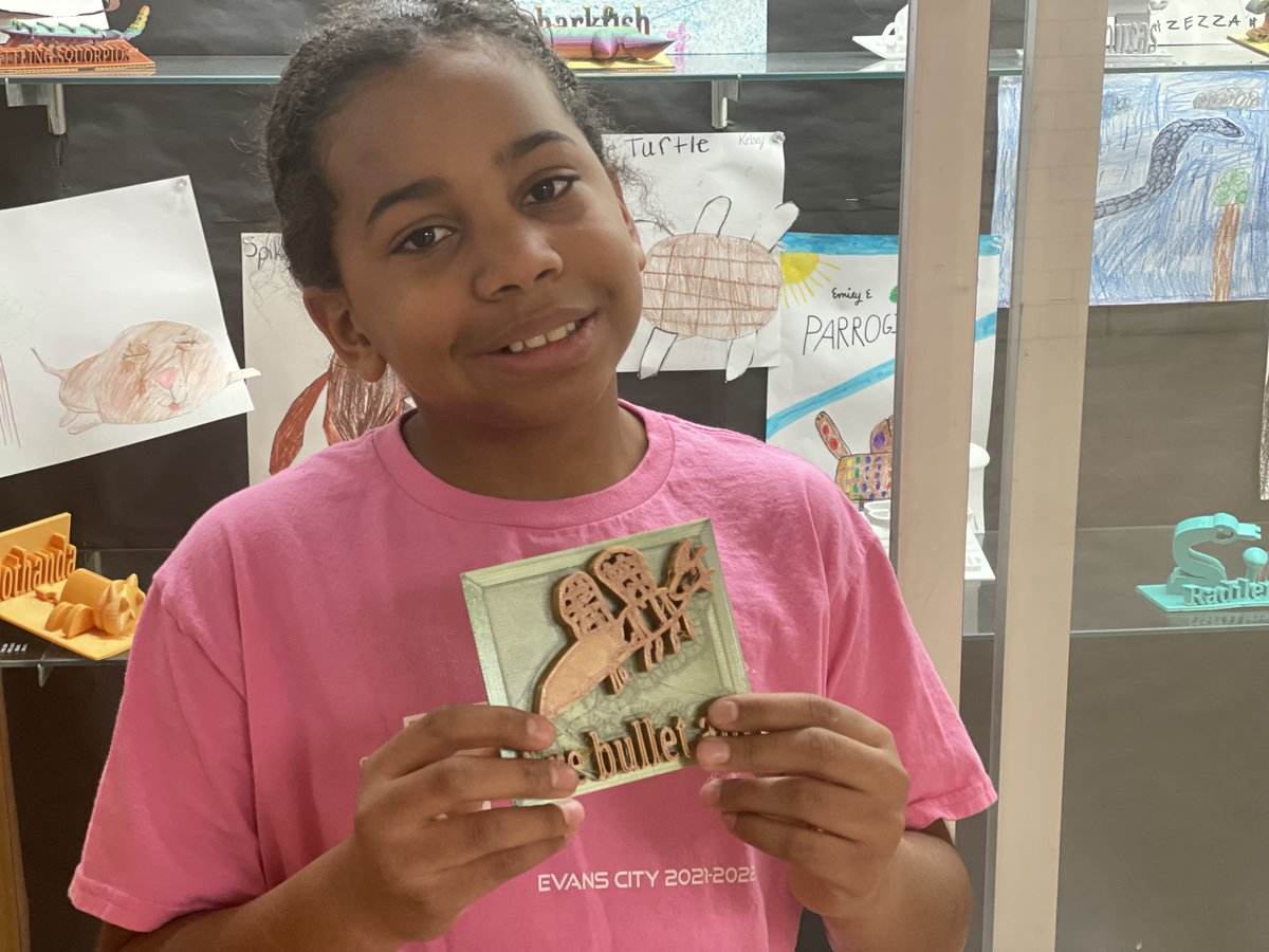 Seneca_Valley's tweet photo. .@EvansCityElem fourth graders recently learned about different biomes, adaptations & life cycles. At the end of the unit, they created a 3D version of a critter – combining two types of animals. #SVIntheClassroom #SVCIRC #SV2122 #SVProud https://t.co/R6RmS1HfiB