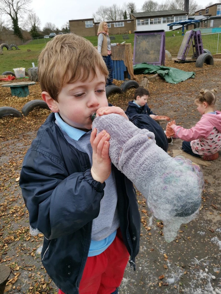 OLM_Primary's tweet image. P1e experimented with their bubble snakes today. #STEMchallenge #OLMSTEM #ERCSTEM #BritishScienceWeek2022