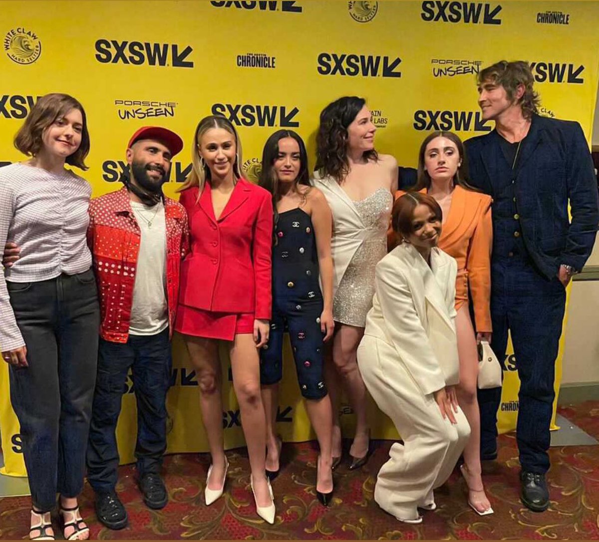 leepace's tweet photo. TEXAS / BODIES BODIES BODIES
@A24 @sxsw @Rachel_Sennott @halinareijn @MariaBakalova96 @mmyhala #bodiesbodiesbodies https://t.co/KBkmQ4rSkS