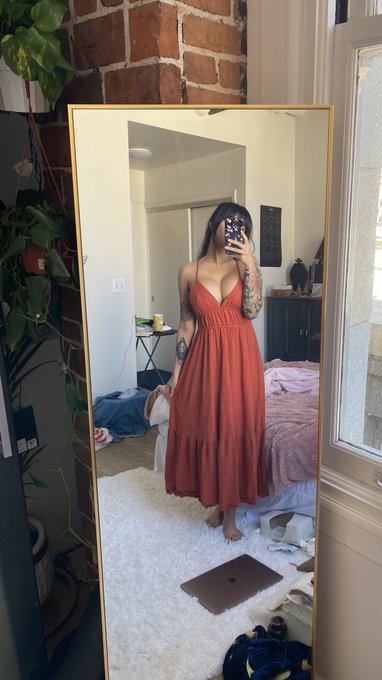 what do y&rsquo;all think about this dress :3 https://t.co/scZWhdxN3A<a href="/tag/throne"class="tags"><span>#throne</span></a><a href="/tag/wishlist"class="tags"><span>#wishlist</span></a>