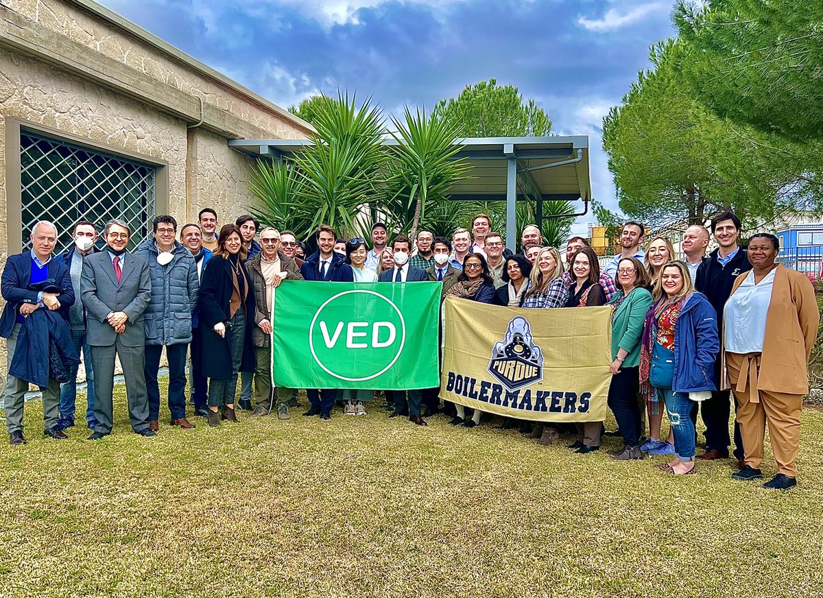 VedSRL's tweet photo. Lieti di aver incontrato presso le nostre officine in Sicilia 20 imprenditori e professionisti del programma Executive MBA della Purdue University Krannert School of Management Indiana-USA, impegnati nell'approfondimento dei legami tra etica e diritto.

#NEVERSTOPIMPROVING
#Ved https://t.co/n0nLGB7V4Q