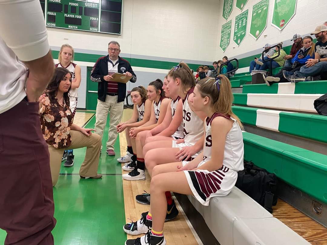 IowaCOC's tweet image. It’s March Madness, and we've all got basketball fever!  Two of our staff volunteered to coach local school teams? Kelsey Goff, the Residential PM, head coach the Melcher-Dallas girls varsity team. Jake Keegan, Finance Director, is head coach to the Pella Christian 7th Graders.