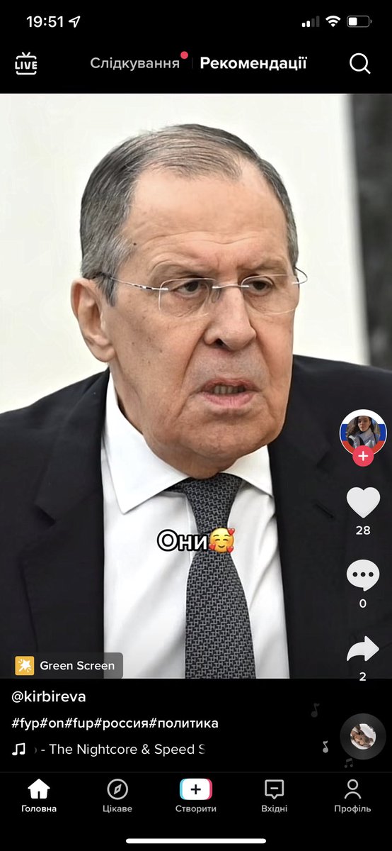 navgahb's tweet photo. вони теж хочуть знімати відео з нація-визвольними крашами, але в них є лише уйобіща https://t.co/ENizhe3iM2