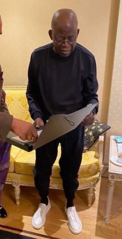 LegitFFK's tweet photo. @CovenantBuhari No consideration on the weak state of Bola's health whatsoeverm He won't be the next president. Find a better candidate to support. 

Eyin onijekuje. https://t.co/54XuzxCQMu