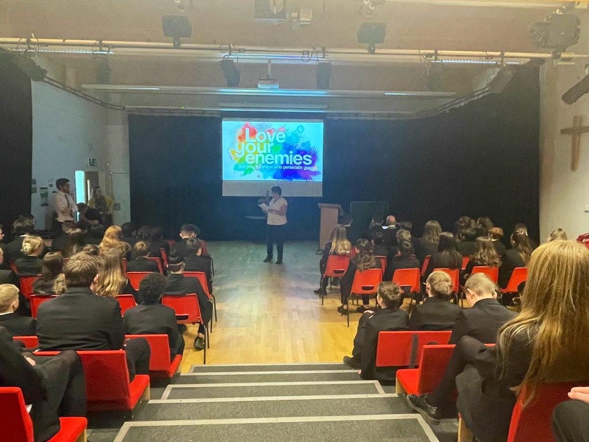 SancroftAcademy's tweet photo. Such a powerful collective worship led by @GillyHipwell today. It’s great to have you back in school Gill ☺️
#ASHSCommunity💜 https://t.co/4k25RnFE4G