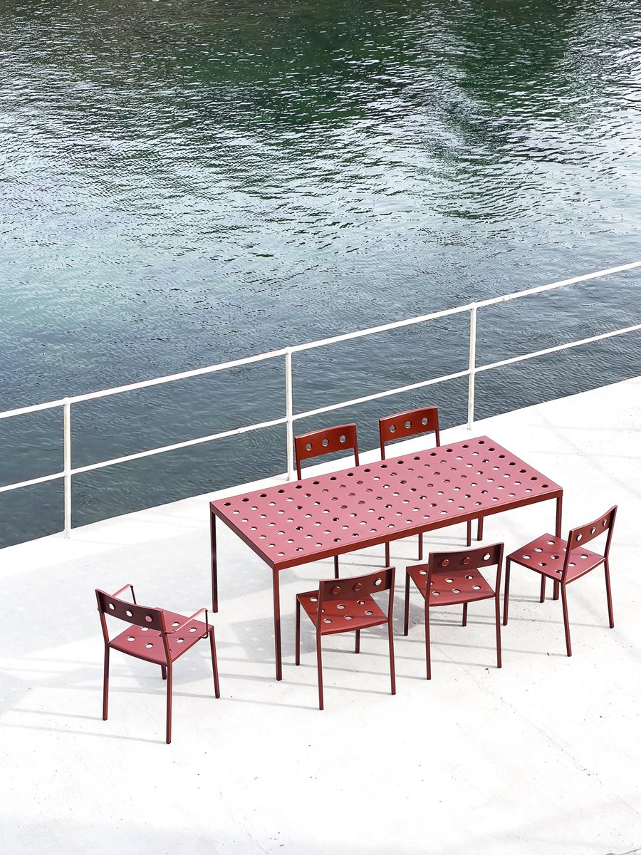 Forza_Projects's tweet photo. The elegant and intriguing outdoor range, HAY introduces Balcony to their outdoor collection.

The days will be longer and the sun brighter; make it yours. Explore fresh new ideas to make the most of your outdoors.
.
#makeoutdoorsyours #outdoor
#outdoorfurniture #spring #design https://t.co/2vRJrRIIZY