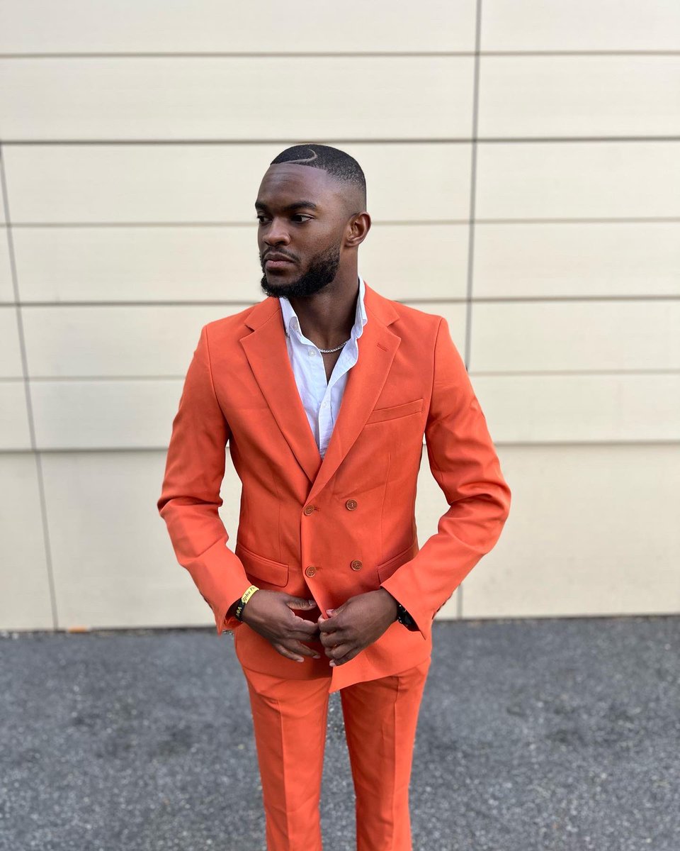 deandrehurley11's tweet photo. grat·i·tude 🎉#Chapter26 #MoreLife https://t.co/pgeQAKXS9p