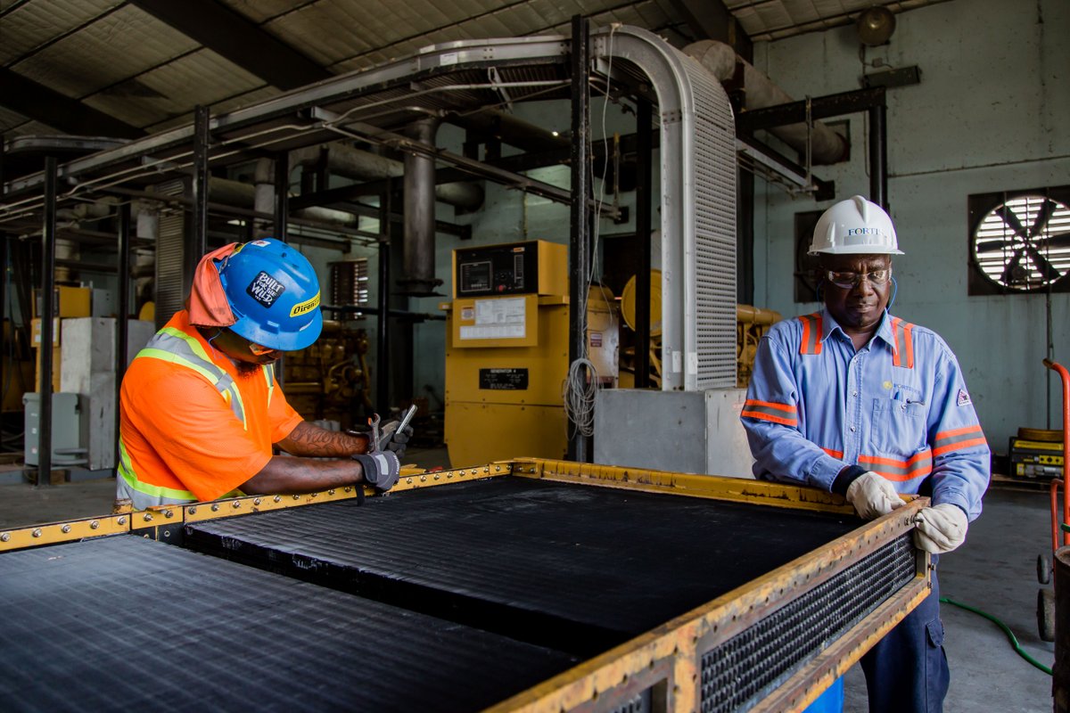 pelicanenergytc's tweet photo. Hard Hats ✅ Goggles ✅ Earplugs ✅ and all of the must-haves for the job. Ensuring everyone has the appropriate gear is a foundational part of our safeguards to create a safe workplace.
#FortisTCI #EnergyForGood #TransformingEnergy #Safety #InvestorsInPeople https://t.co/EmbU6VRthx
