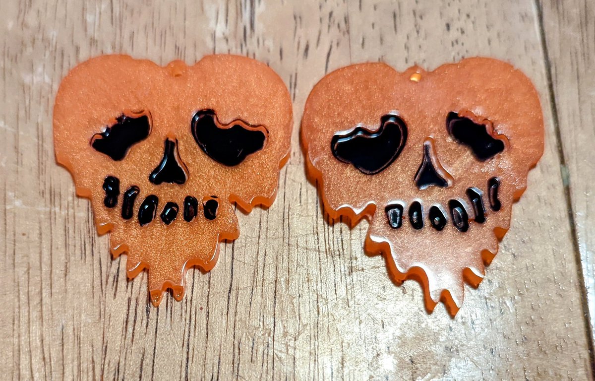 #custom order for poison apple #earrings. Check out my #etsyshop 
etsy.com/shop/JCKCreati…