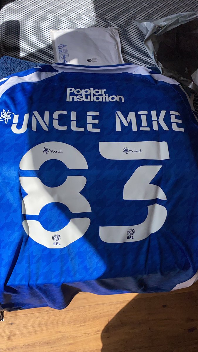 GasCaptain's tweet photo. Can’t believe it’s been a year 😢 but I couldn’t think of anywhere better to be to remember you! I hope your enjoying watching the gas in the clouds and hopefully by the end of the night we’ve got 3pts in the bag and we’re in the play offs! #RIPUncleMike #UTG https://t.co/NdoalmBuAB