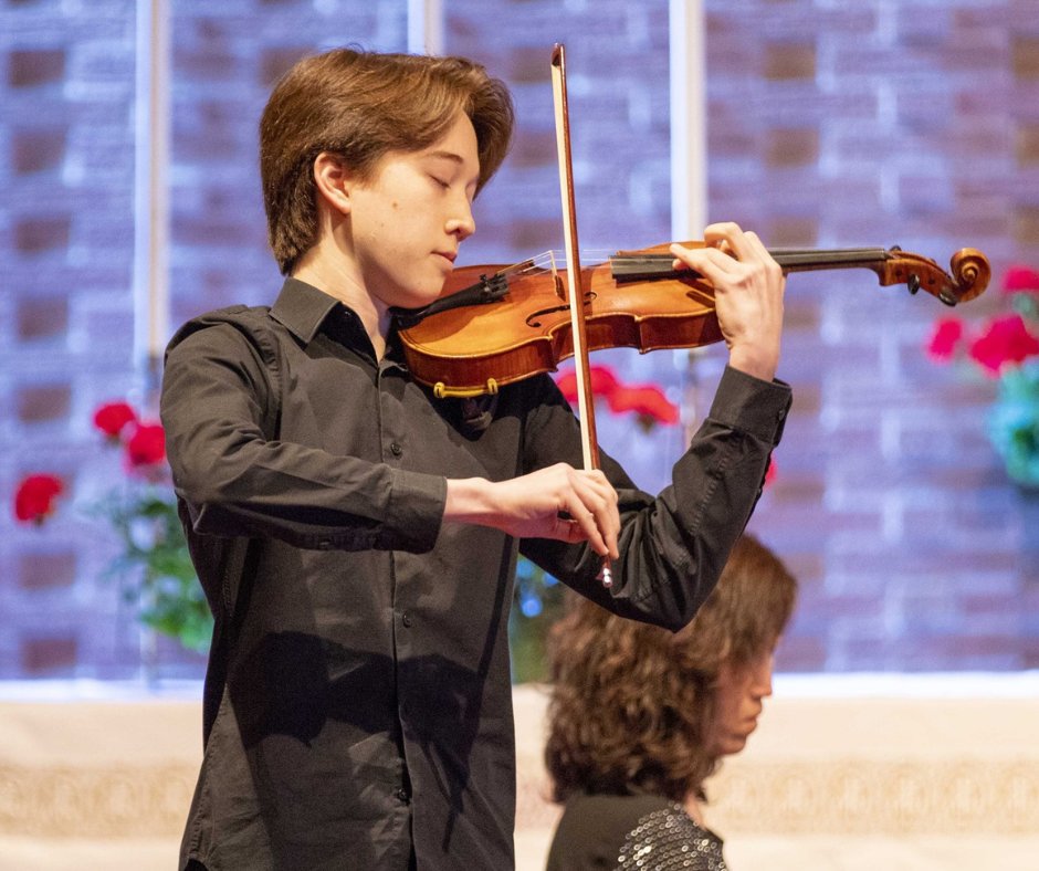 ChicagoViolinCompetition on Twitter: "Our violin competition is filling up quickly so don't forget to register ASAP: 🎻 #ChicagoViolinCompetition #CVC #ChicagoViolinCompetition2022 #ViolinCompetition #Contestant #Competition