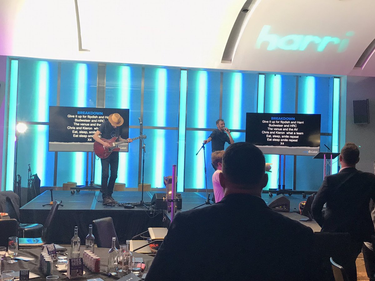 PavlovaAndCream tweet media