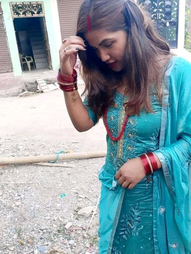Ajamislovesuja's tweet photo. सम्बन्ध जोगाउन एक पटक कोसिस गरिन्छ,गल्ति नै नभए नि माफी मागिन्छ,
यो सब गरेपछि पनि कोही टाढिनै खोज्छ भने निहुरेर आफ्नो स्वाभिमान गुमाईँदैनँ । https://t.co/HzNCCCyaBV