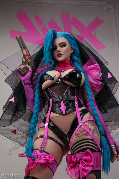 Smile! It's called gun play.

More Jinx only in March ♥️  https://t.co/4WNg0aXTrz https://t.co/K60RI