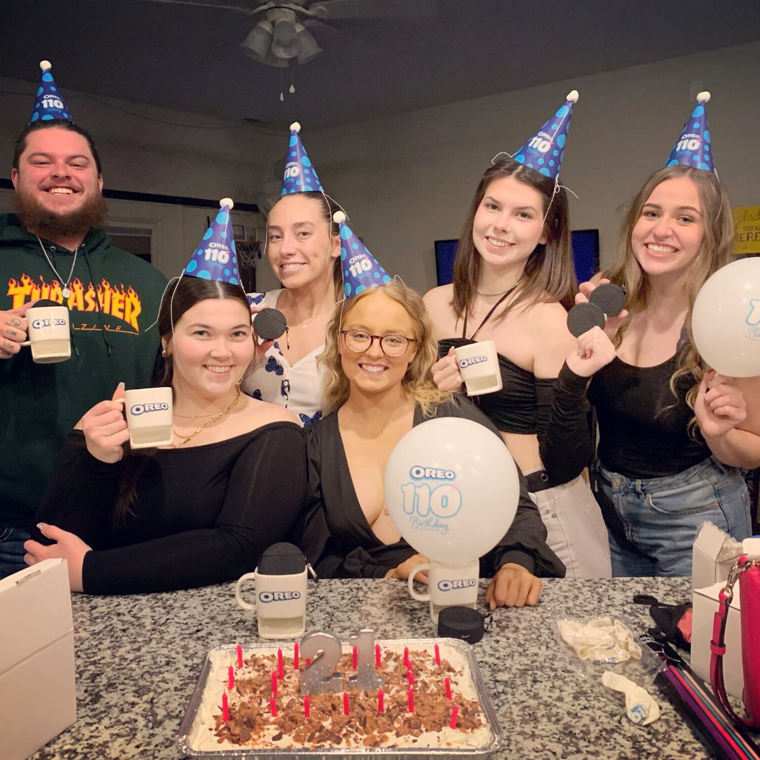 RippleStreetFun's tweet photo. 110 years old and Oreo’s still got it! The party pics are in, and we love seeing all the delicious displays from this epic birthday bash. #OreoBirthdayatTarget https://t.co/LMpV5RWmVF