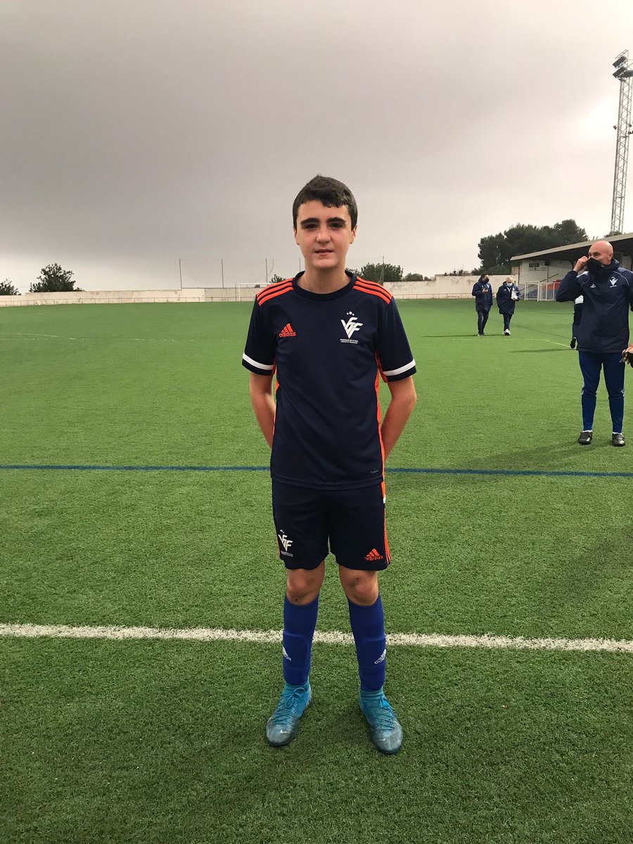 FAlcoyano's tweet photo. ⚽💙 Mauro Gonzálbez, de nuestro Alevín A, estuvo de nuevo en la convocatoria de la selección de la FFCV Sub12. El seleccionador está perfilando el equipo que acudirá al campeonato de España de selecciones autonómicas y Mauro puede estar en la lista final. https://t.co/A7vBUMps5Q