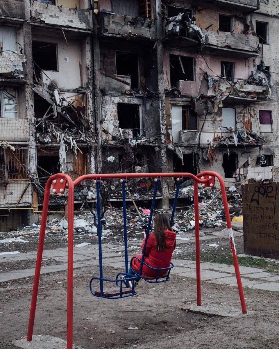 eamonnconway's tweet photo. Sent to me by a friend in Ukraine. https://t.co/TYIVfNDiGP