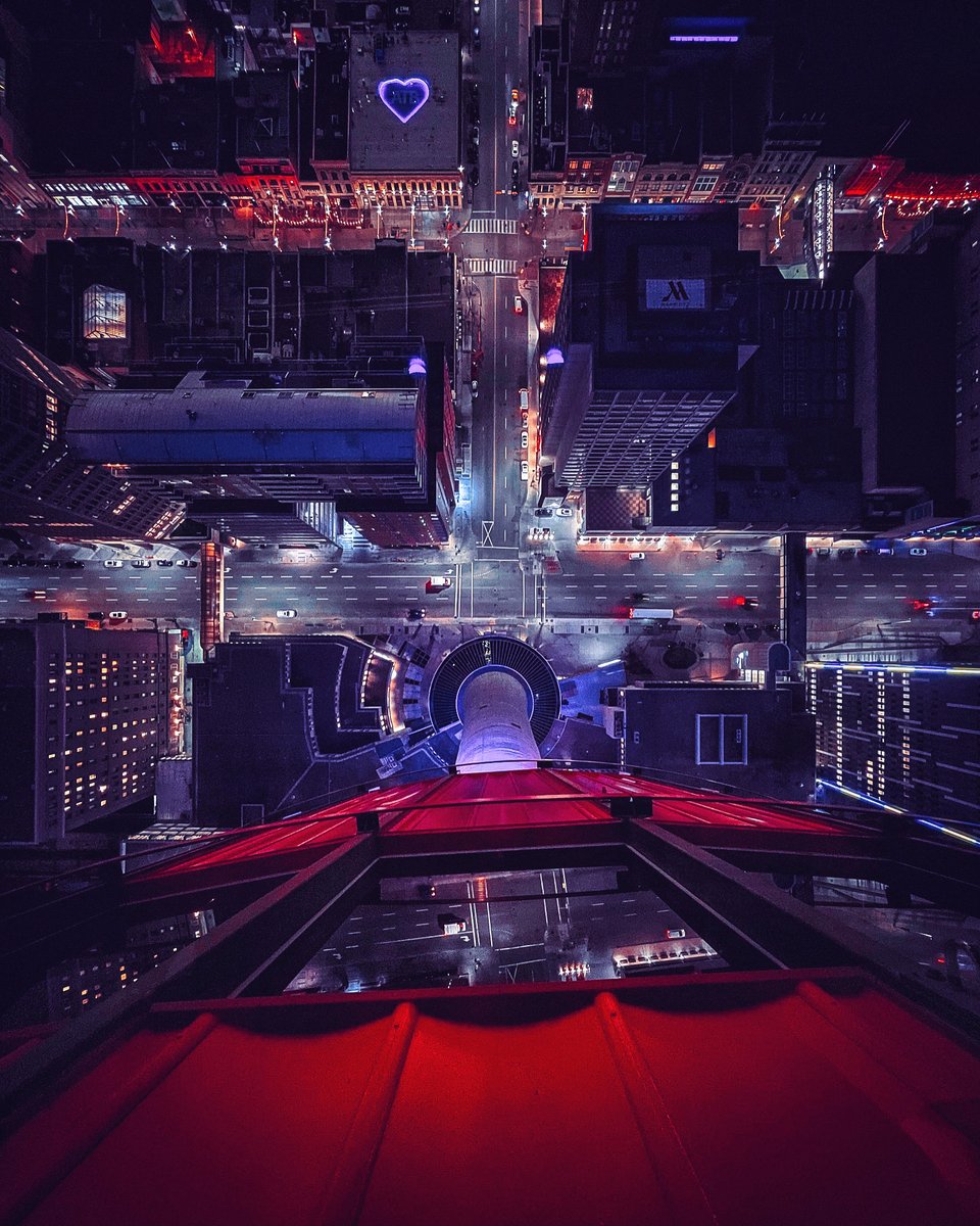 TheCalgaryTower's tweet photo. Now this, this is a view! π (πΈ: pushtheimpossible on Instagram)
#calgarytower #downtowncalgary #yyc #capturecalgary #mycalgarytower #yycviews #loveYYC #yycnow #yycviews #sundays https://t.co/gOzCjfapmf