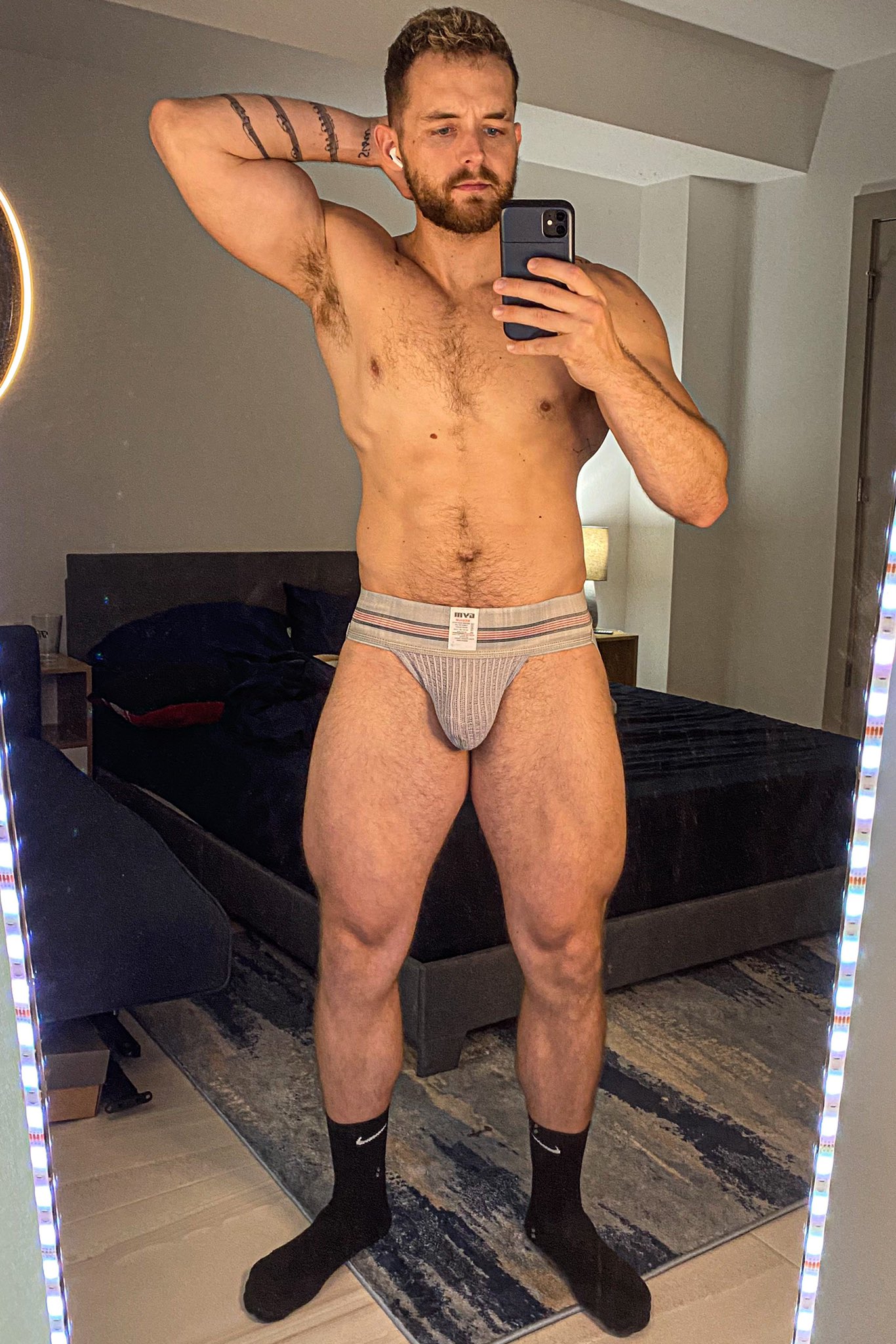 1 pic. Just testing out the new jockstrap gifted to me from my Amazon Wishlist ☺️😘 thank you!! https://t.co/aMySthTcW3