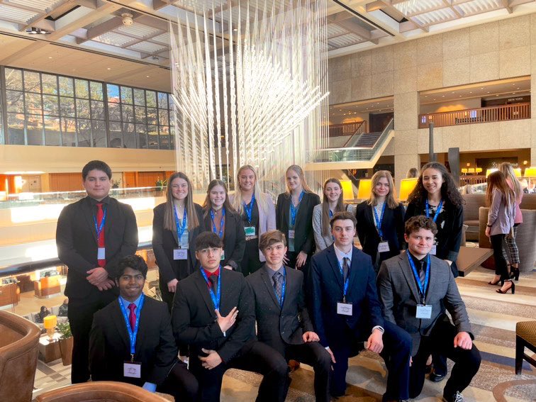 That’s a wrap for the 2022 MO DECA SCDC! 

5 members have punched their ticket to ICDC in Atlanta including all of our officers!! Congratulations to all of our DECA competitors! You have made your advisors very proud! <a href="/ZumSouth/">Bulldogs</a> #FZSDECA