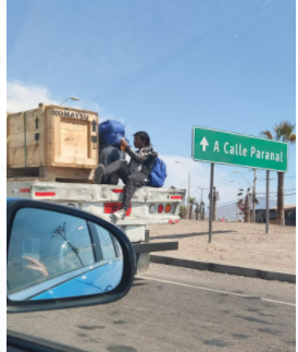 pameville's tweet photo. Esto pasó hace media hora subiendo por sector la negra Antofagasta cc: @izkia @CarabAntof fotos de @pam_nico https://t.co/6NXXoXQgnn