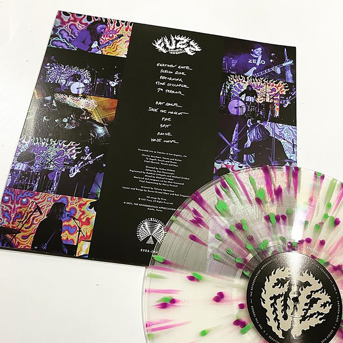 LEVITATION's tweet photo. Some tasty @RVRBRECORDS vinyl pressed up by @PRPHQ.
Hit https://t.co/vTlyqwAggi for killer records in stock and shipping now + pre-orders for new #LevitationSessions from Mint Field and Babe Rainbow! https://t.co/rktrZ5dS2j