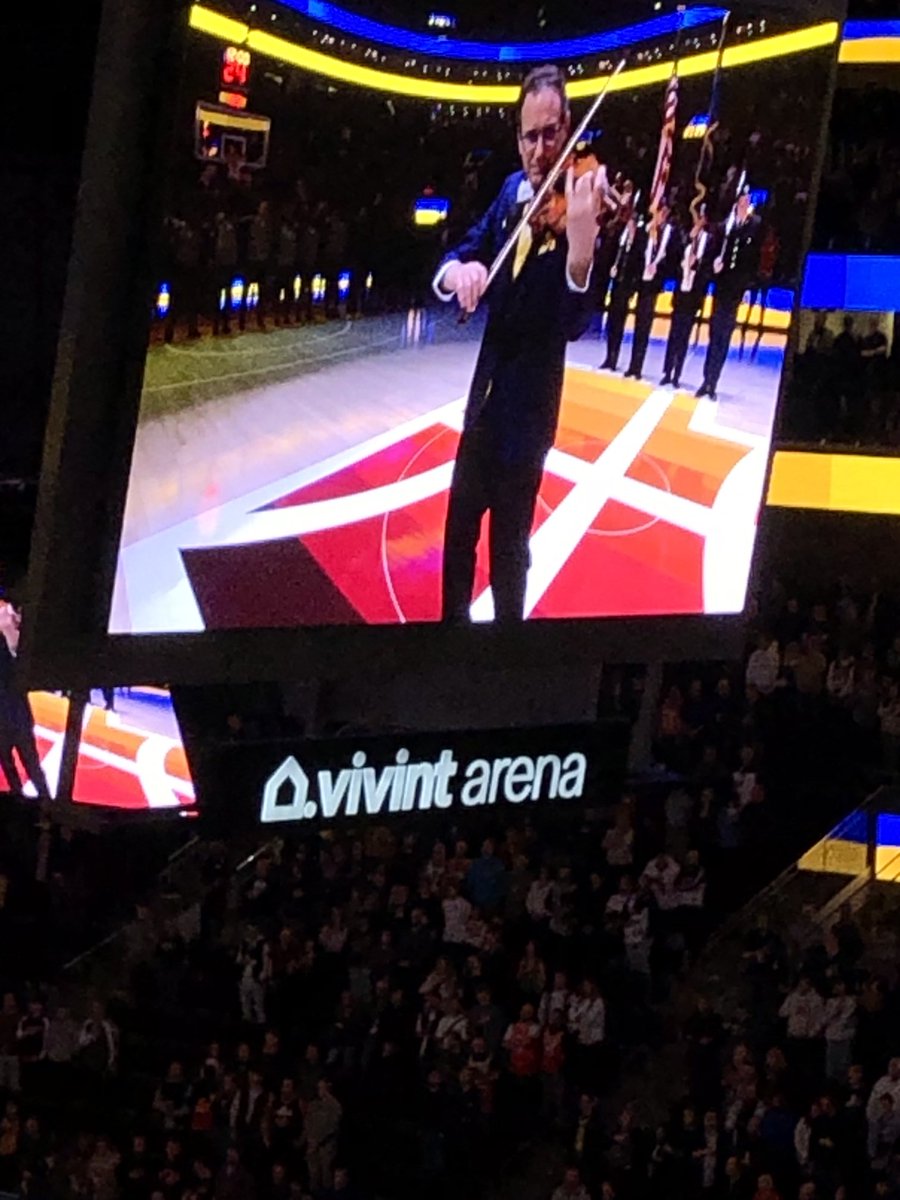 ScottPeyron's tweet photo. Jazz fans rise for a searing Ukrainian national anthem. https://t.co/kIr3bxgk1c