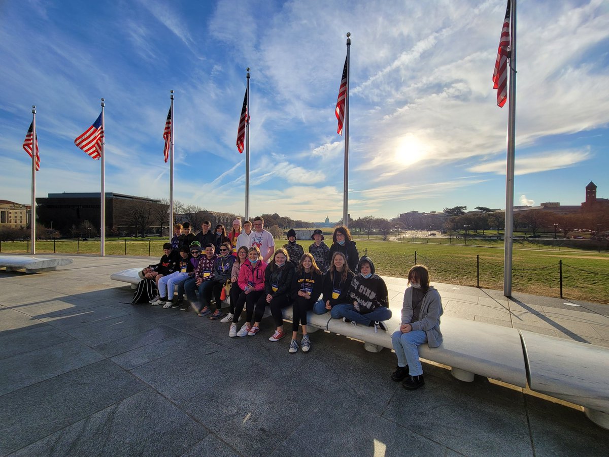 AMS_counselors's tweet photo. Our last day in Washington, DC has taken us to the Washington Monument, the World War II Memorial and the Udvar-Hazy Air and Space Museum. https://t.co/VvDnzD56Rj