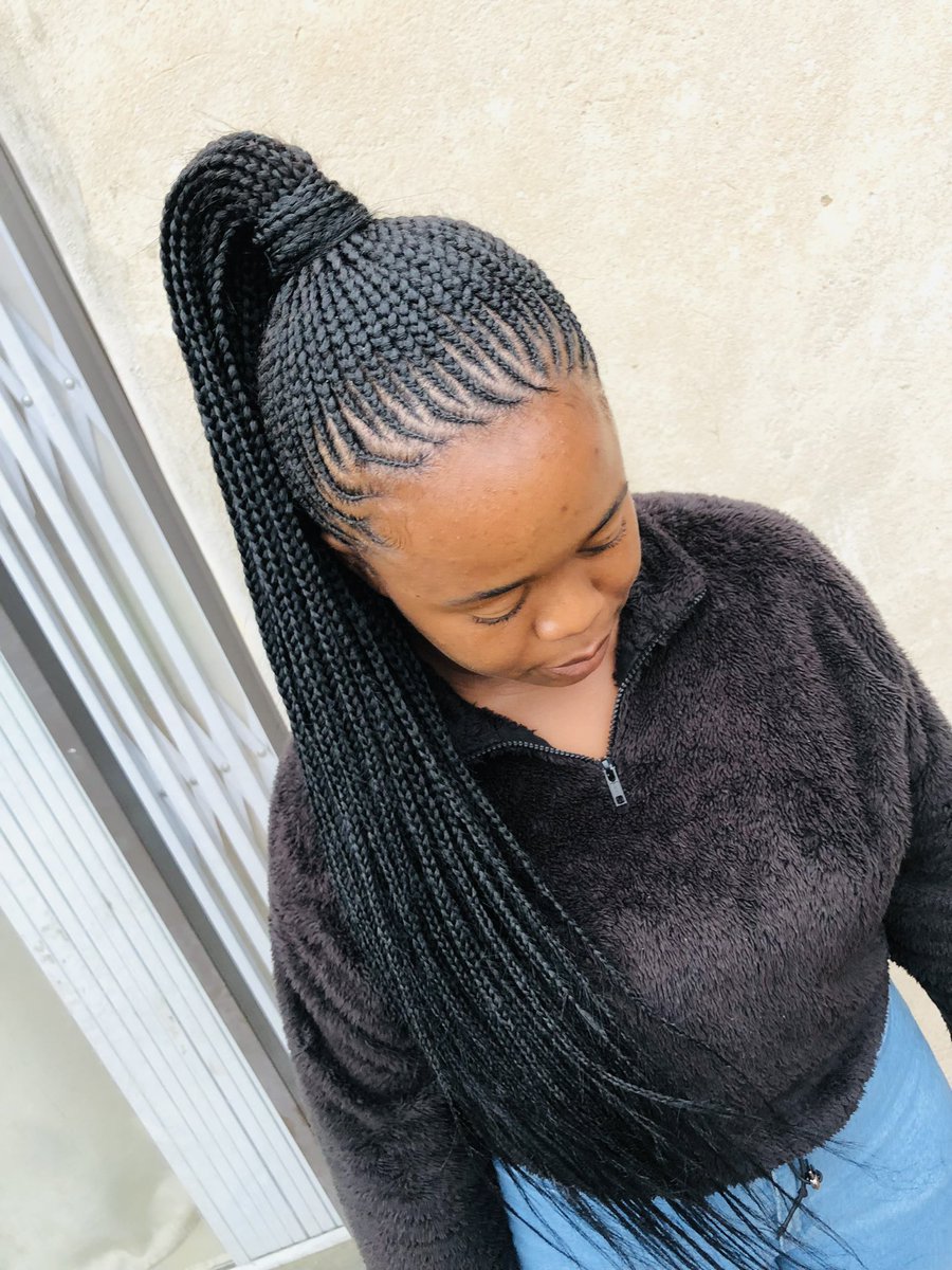 THANDAZILEMBAT1's tweet photo. My name is Thandazile and this is my hustle ❤️ https://t.co/JHcASCGh66