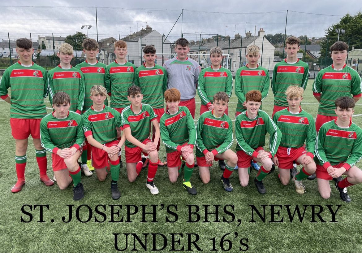 sjbhsPE's tweet photo. 🏆Under 16 Soccer Final🏆 Tomorrow sees our U16 soccer squad take on St. Mark’s HS, Warrenpoint in the cup final. These men have worked extremely hard over the past 5 years, with some disappointments along the way. Here’s hoping tomorrows match goes their way🥇 #goodluckmen ⚽️🇧🇾 https://t.co/FEp86A3Rej