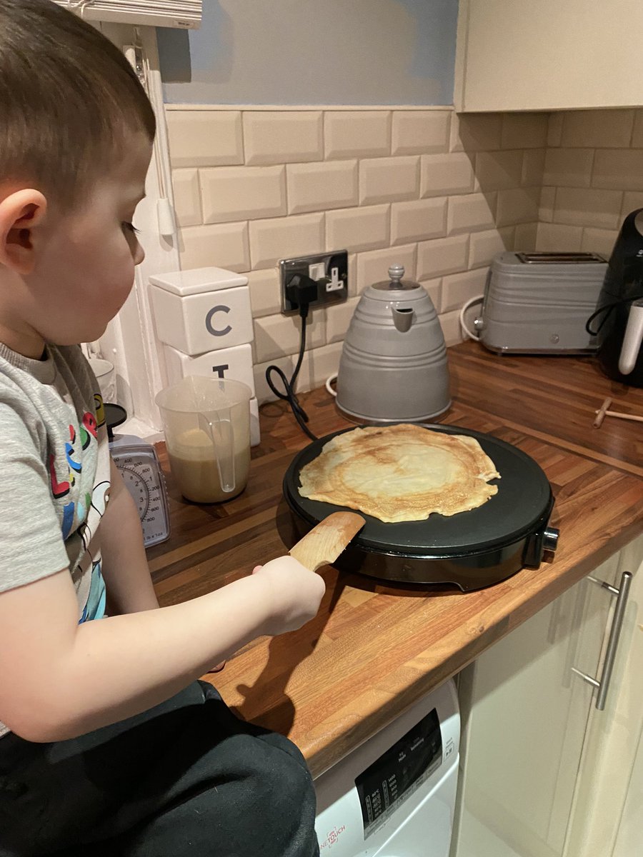 KirstyScobbie's tweet photo. Aaron had jam and strawberries on his crepe that he made tonight! He did a great job of cutting the strawberries and his crepe into little bits and even gave them a thumbs up 😍💙 #butterflyroom @MyotView https://t.co/JenrVAG0Jc