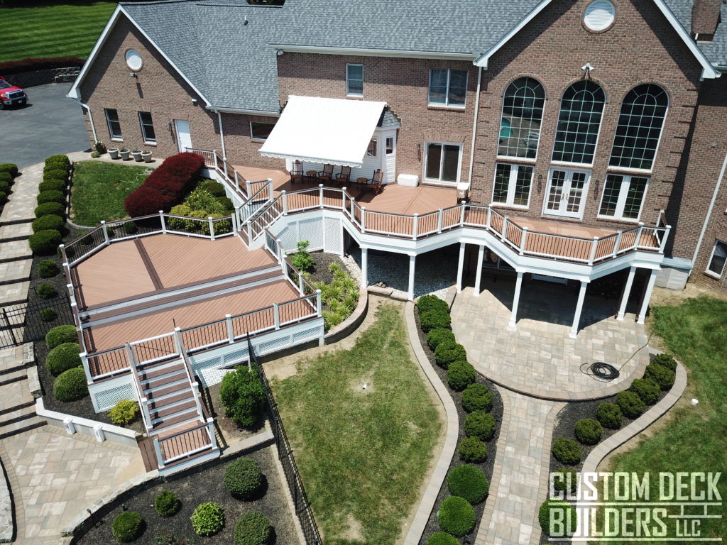 Don't expect a #deckbuilder with low-grade reviews to build you a high-quality #deck. Great decks aren't built by luck! Follow these four simple steps to choose the right #decking company for your home: bit.ly/3KItfSI 🍀

#blog #deckdesign #shrewsburypa #pennsylvania