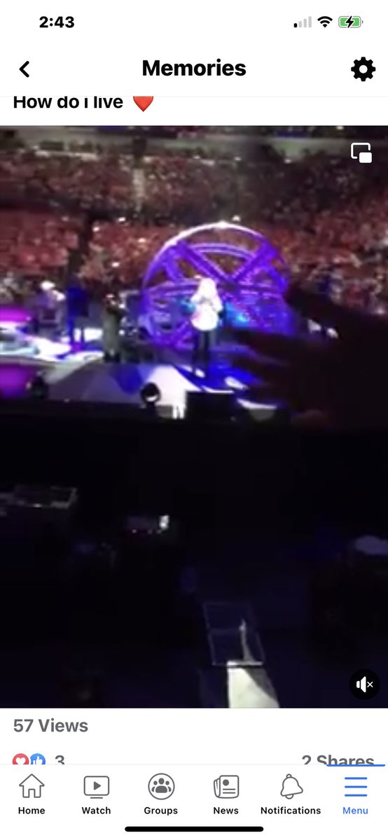 GBbeliever4life's tweet photo. Such Fun memories!!!!!!!!!!!When @trishayearwood waves to ME!!!!!!!!!
AND Iβm on the jumbo screen!!!
#GarthInDallas
ππππππππ± https://t.co/nlRCefPLBJ