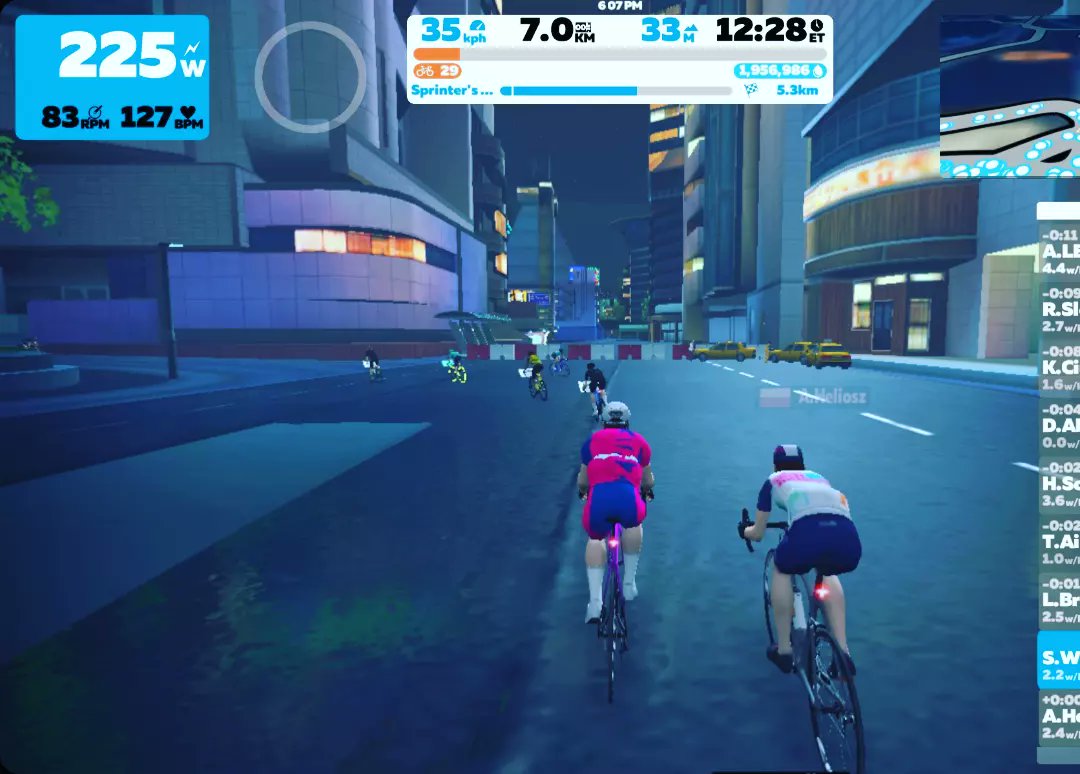 Ibby_tri's tweet photo. As the missus is working tonight, it means I'm in charge of the monsters. Now they're in bed, nice zoom around @gozwift then homemade cheesy, bacon pasta thing cobbled together.
Perfect ๐
#zwift #wahooligan #turbotraining #cycling https://t.co/My9MnlKksG