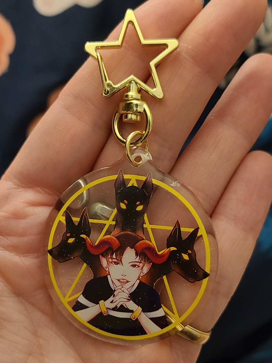 I love everything omg!!!! so gorgeous!! thank you so much to the mods and contributors at <a href="/demonbtszine/">Hells Fire😈🧈 FINISHED</a>!! 💜💜