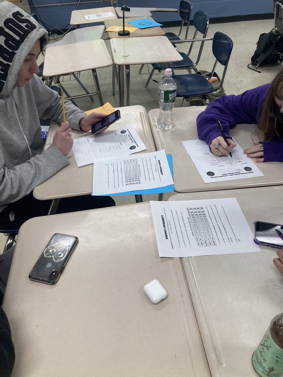 Mrs. Papetti tweet media