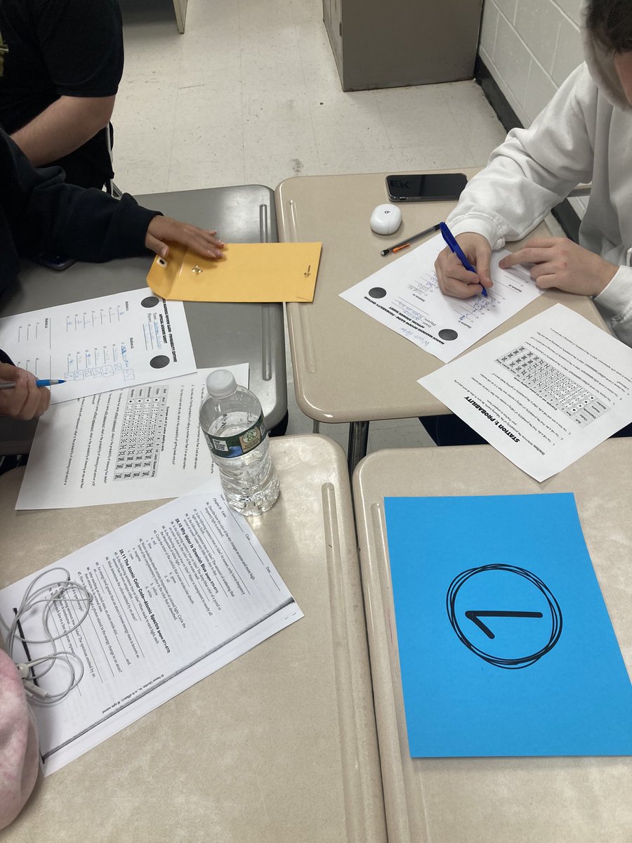 Mrs. Papetti tweet media