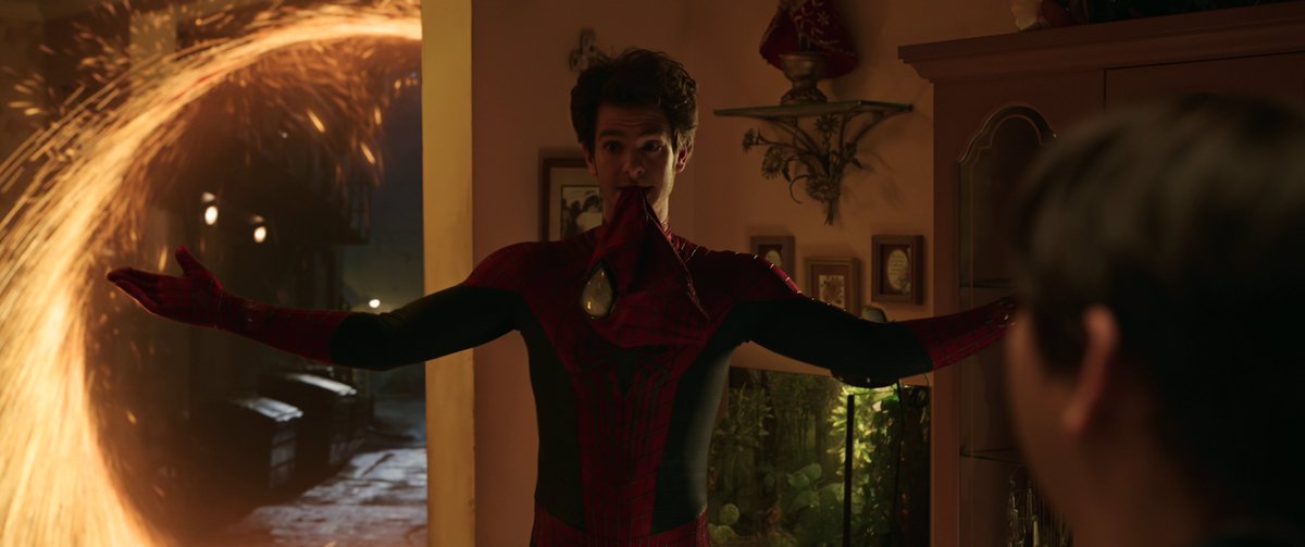4KSpideyShots's tweet photo. 4K Shots of Andrew Garfield’s Spider-Man in Spider-Man: No Way Home (2021) 📸 https://t.co/vL5Nh4i5F3