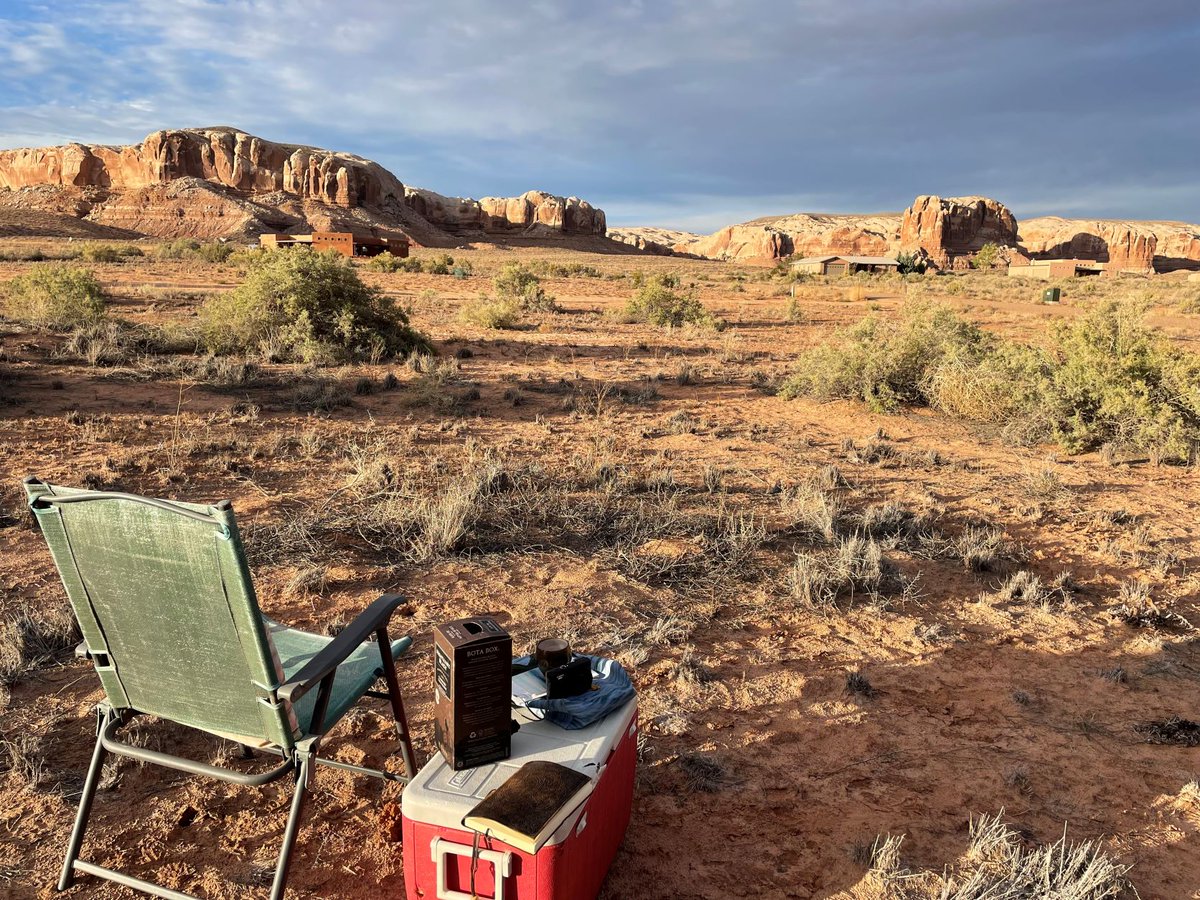 robinspatten's tweet photo. Bought property and will be moving to Bluff Utah during my 60th year -- big changes. Bluff is a special place with great community. Will be building a home; will be wonderful to have a place to settle.
Picture of my first glass of wine on my home site. https://t.co/pfqXMLUACb
