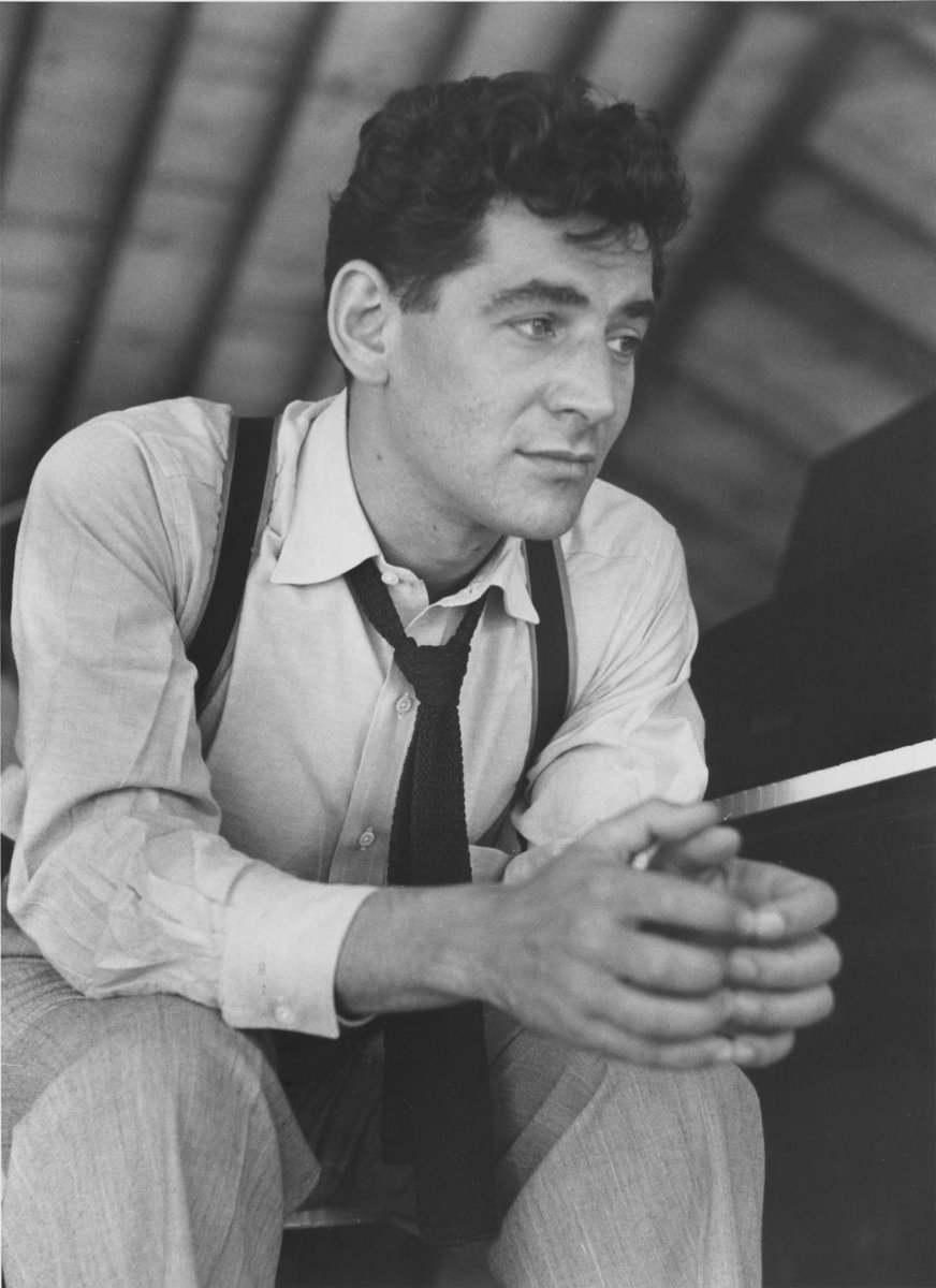 LennyBernstein's tweet photo. "...running a country includes running the arts of a country, that art is not a fad, but one of the direct means of communication that human beings have, and their most personal expression?"
-Leonard Bernstein
"Arts Belong to the People", New York Times, 1946
📸© Ruth Orkin, 1947 https://t.co/Uk9QLFnshC