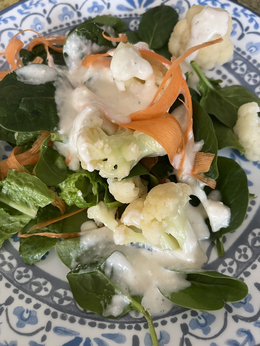 lolalulilu's tweet photo. #NeedsBacon aderezo de queso feta, ajo y jocoque https://t.co/gFzBLFtwZy