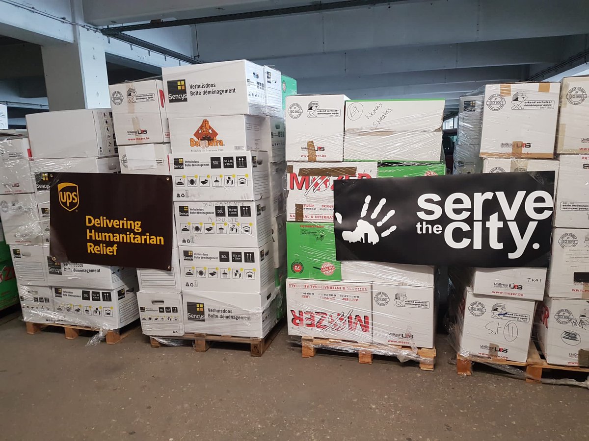 ServeTheCityIrl's tweet photo. Serve the City Brussels prepared a huge consignment of humanitarian aid and this is going to our colleagues in Serve the City Poland who are supporting hundreds of Ukrainian refugees there. Thank you to everyone who donated. 🙏🏽 https://t.co/GkJWX2fxfl