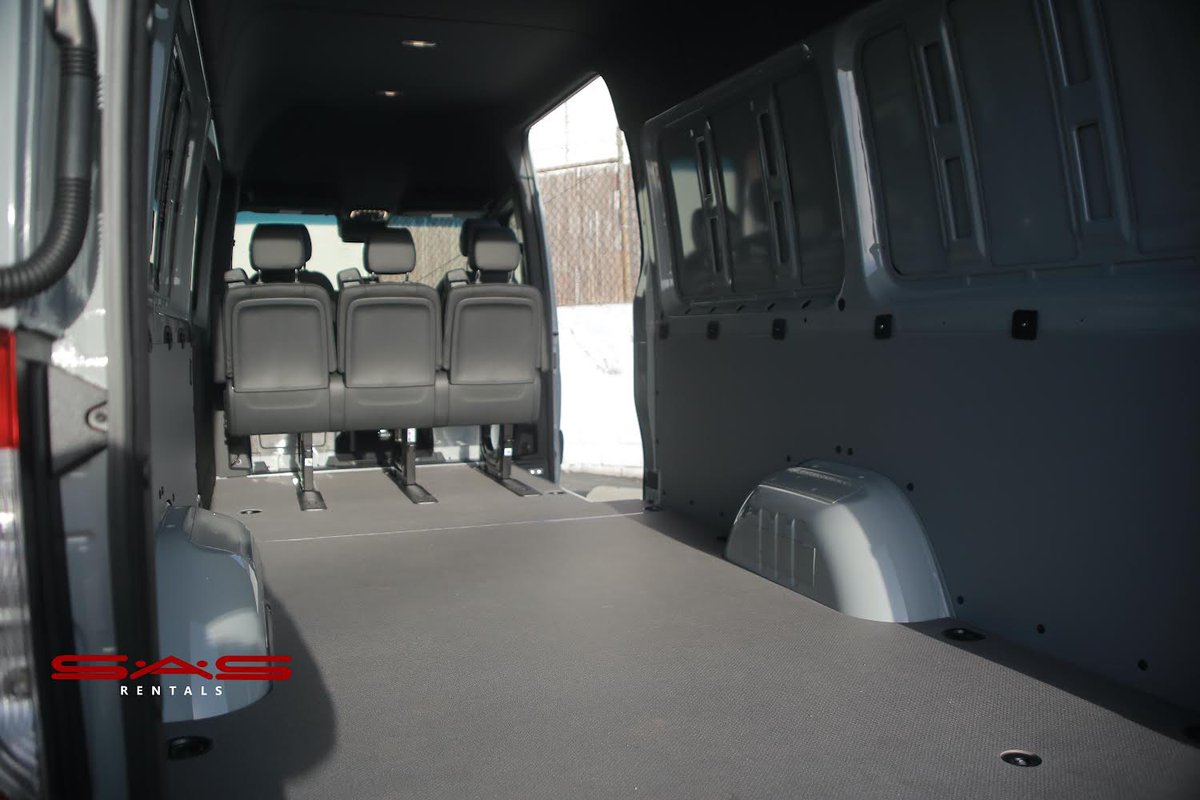 SASMOVIESTUDIO's tweet image. Do you like driving with style?😉 Rent one of SAS studios @MercedesBenz sprinter vans!🚐

They are fast, reliable, easy to handle and has enough space to transport your production equipment and crew🎥

If you have any questions, don’t hesitate to ask! Call us at (949) 250-9999🤙