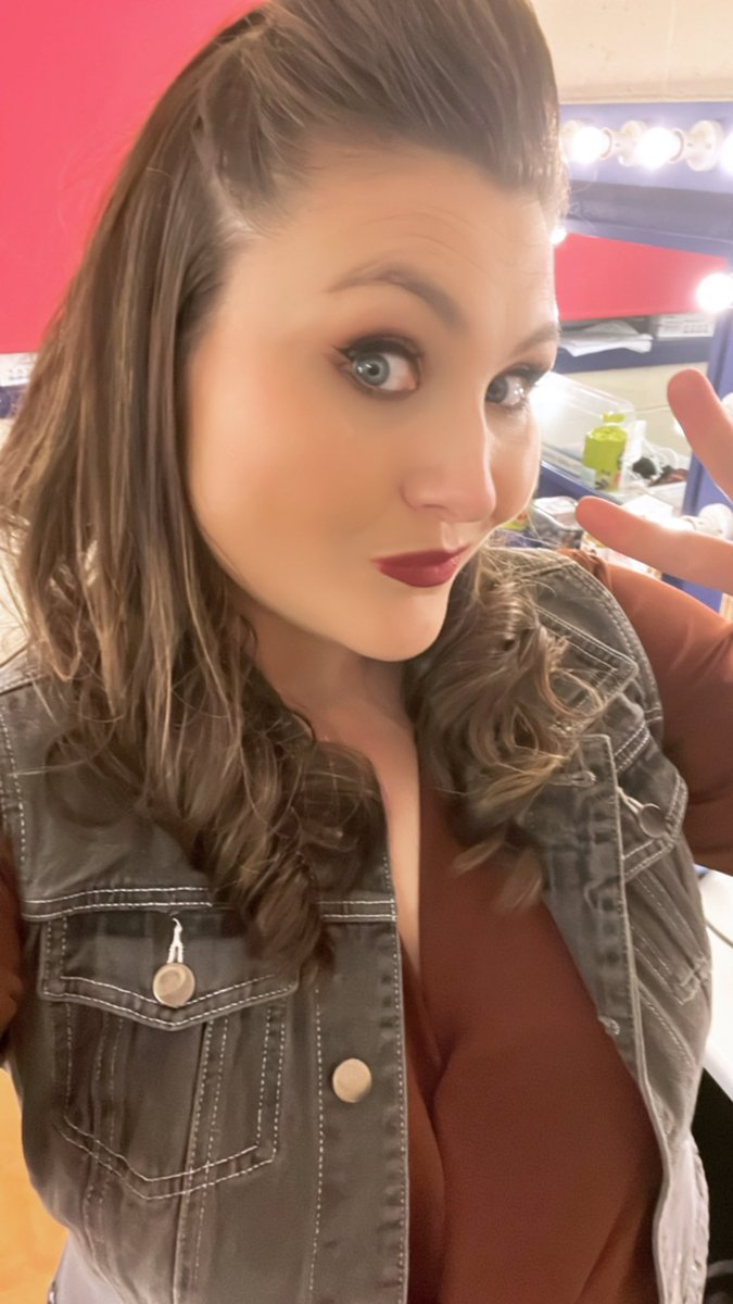 Ray take 2! <a href="/WokingTheatre/">New Victoria Theatre</a> <a href="/JamieMusical/">Everybody’s Talking About Jamie - Musical</a> 💙💙💙