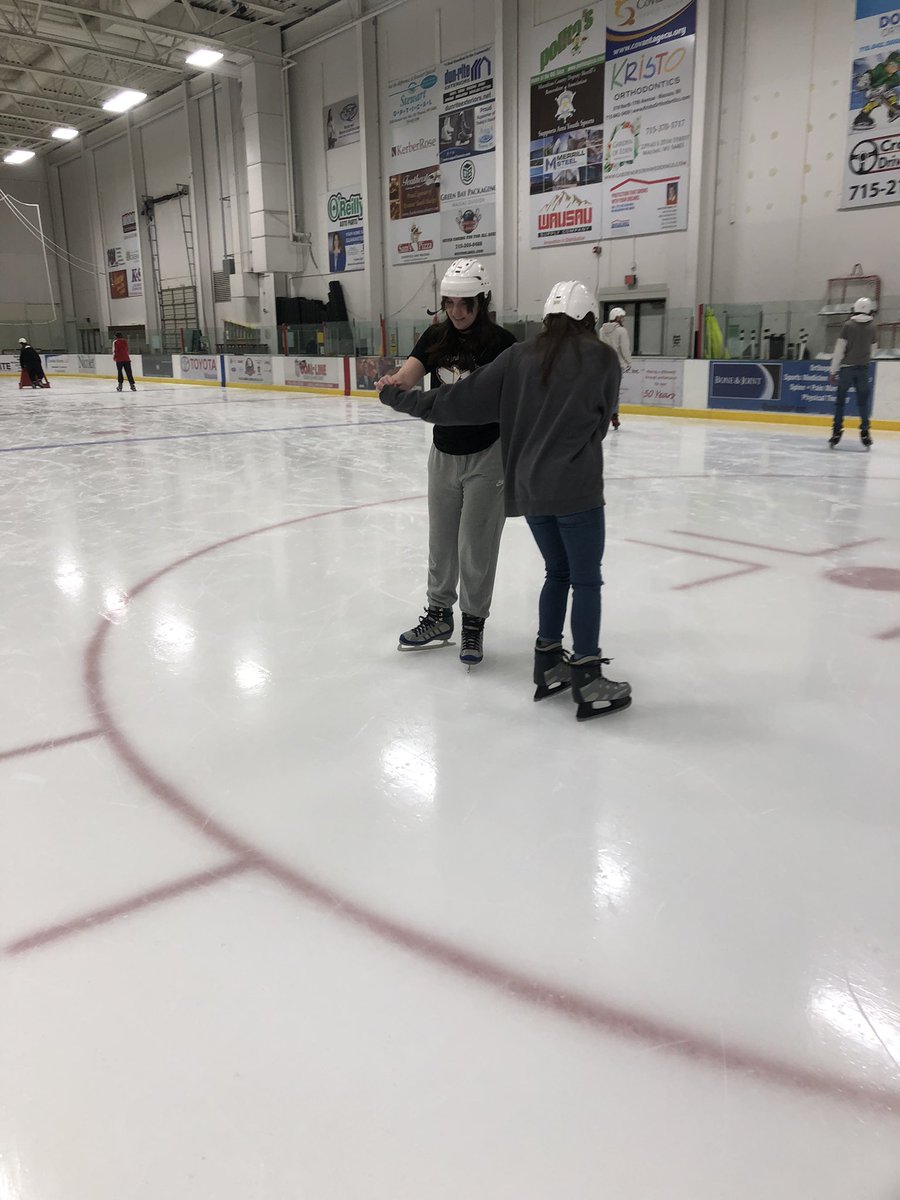 RunDanceLive's tweet photo. Working on meaningful physical activity in #HealthEd today. Ss created a reflection template, challenged themselves on the ice, then reflected & rated the experience on their template. #MeaningfulPE #PhysEd #DimensionsofWellness #HealthTriangle https://t.co/7QaJsUdC5m