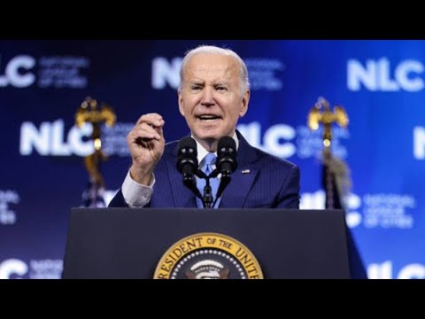 BarryAllanMcGh1's tweet image. m.youtube.com/watch?v=--HZ2s… Do not let him leave.  There is no reason for #IntelAgencies too allow him any room for negotiations on any subject other than domestic affairs; at this point.  #TwitterUnderworldTelevision #twitrunderworld is an albatross around his neck. #beadvised